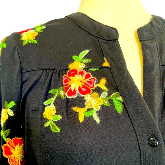 Forgotten Grace Tunic - Picture 3 of 4